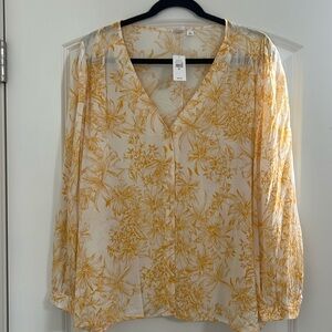 GAP NWT size XL